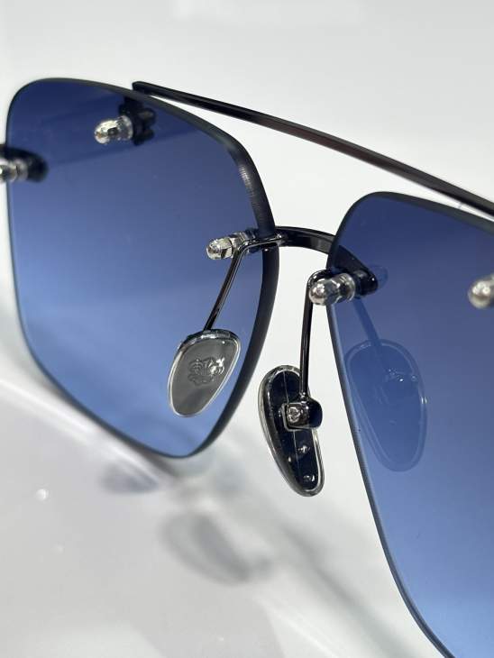 Picture of Chrome Hearts Sunglasses _SKUfw79760918fw